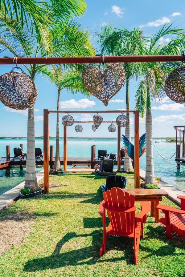 Blue Bird Hotel Bacalar Buitenkant foto