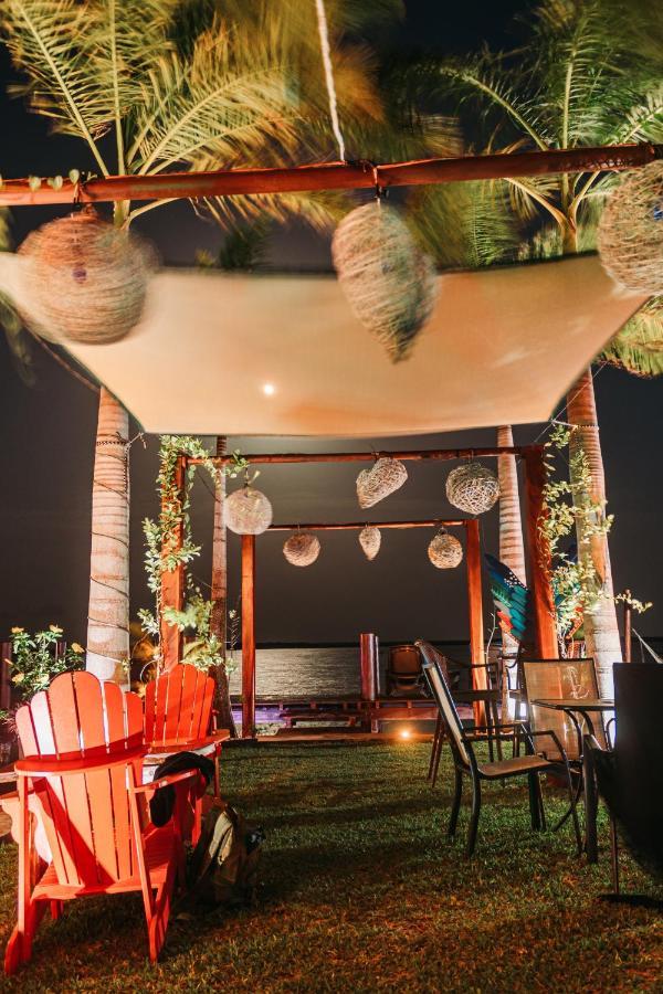 Blue Bird Hotel Bacalar Buitenkant foto