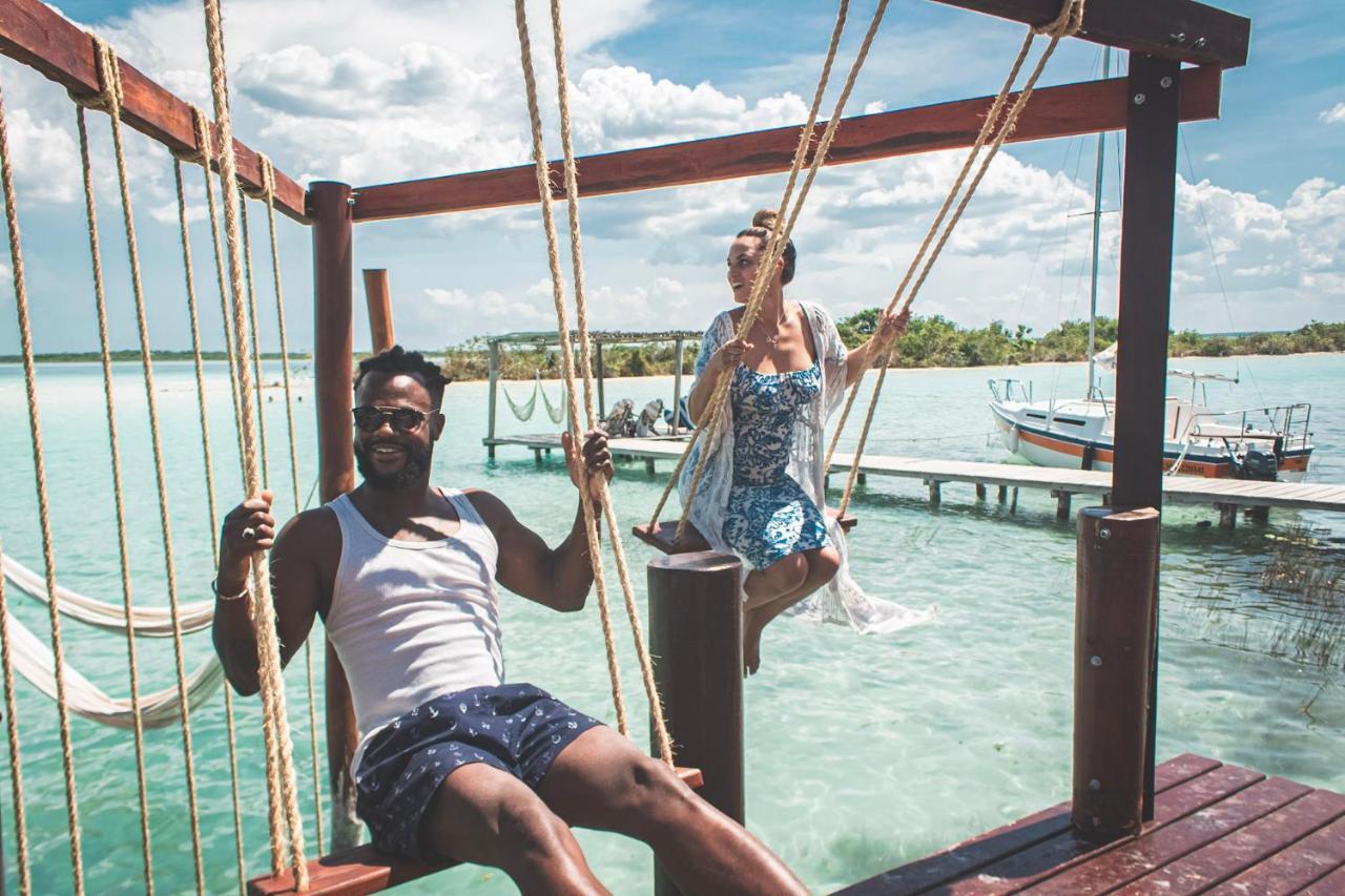 Blue Bird Hotel Bacalar Buitenkant foto